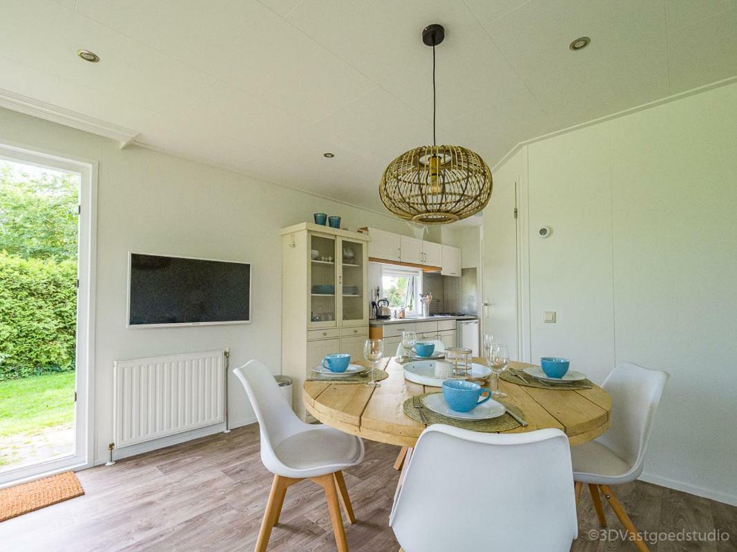 Chalet 'De Lanterfanter' Grou Apartment Exterior photo