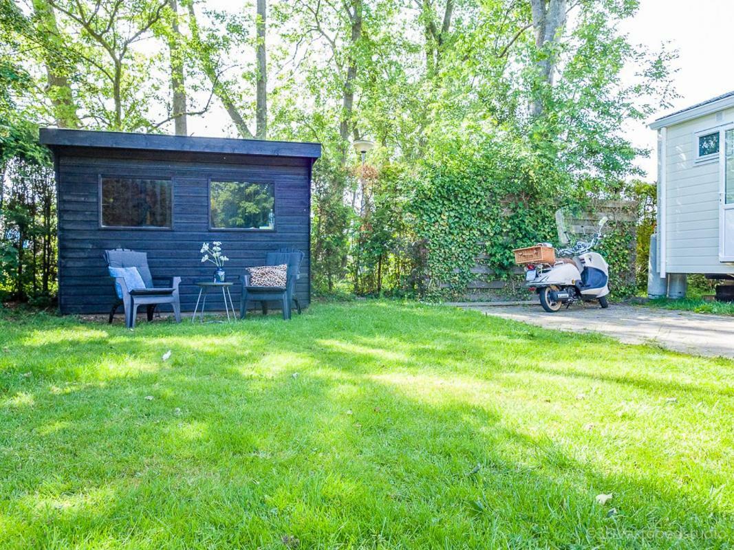 Chalet 'De Lanterfanter' Grou Apartment Exterior photo